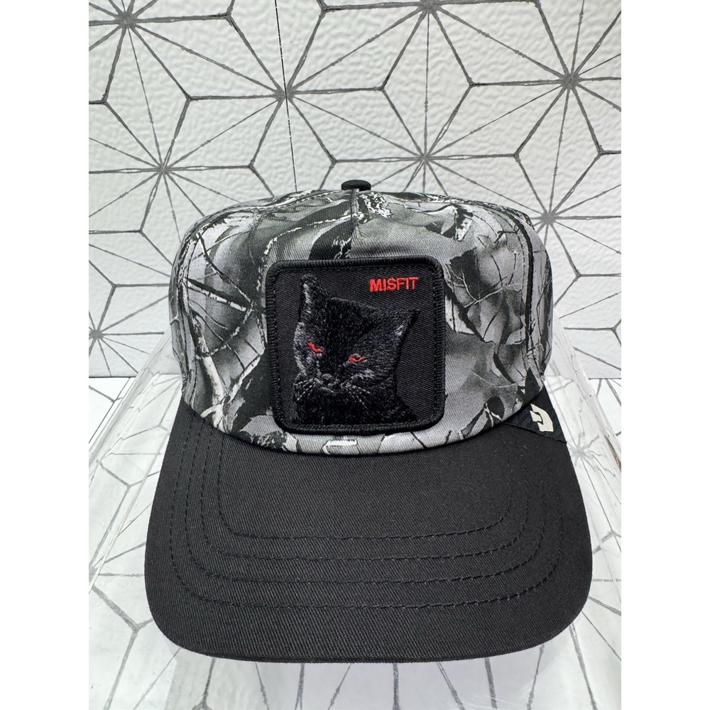 🔥Goorin Bros. Black Cat Camo "MISFIT" Trucker Hat! NEW WITH TAGS.🔥